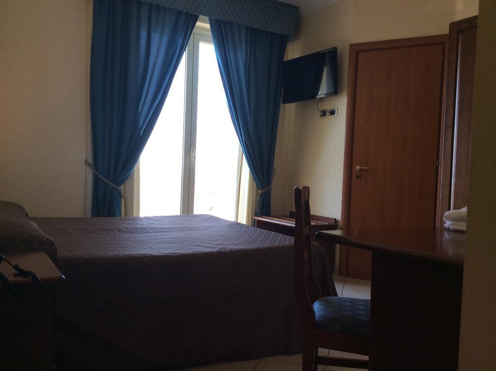 Cridda Hotel & Restaurant จิซเซเรีย ห้อง รูปภาพ