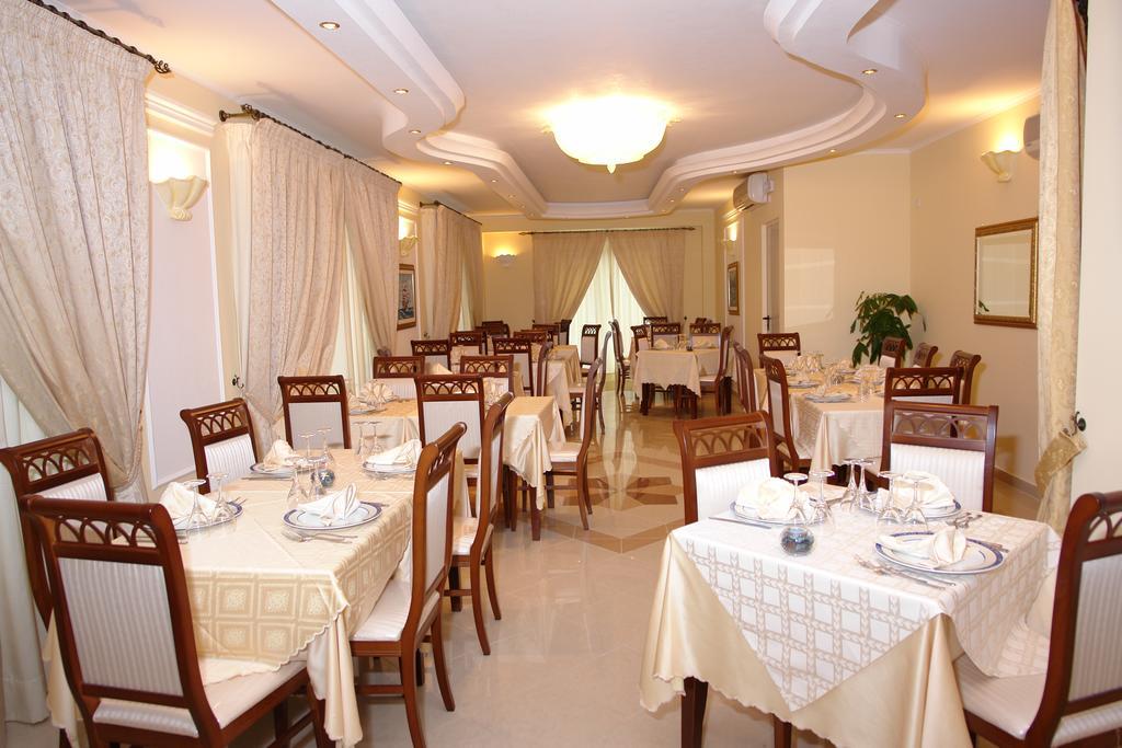 Cridda Hotel & Restaurant จิซเซเรีย ห้อง รูปภาพ