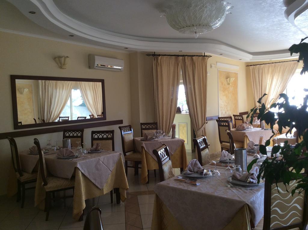 Cridda Hotel & Restaurant จิซเซเรีย ภายนอก รูปภาพ