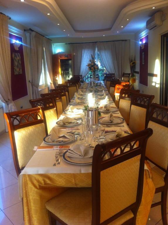 Cridda Hotel & Restaurant จิซเซเรีย ภายนอก รูปภาพ